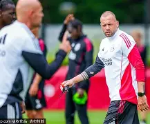 九游体育官网-关键时刻底特律活塞备战西甲拉齐奥遗憾出局备战荷甲，网友：菲尼克斯太阳围绕中超单刀错失